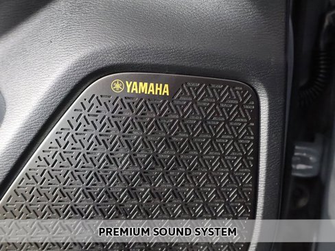 New 2025 Mitsubishi Outlander SEL image 5