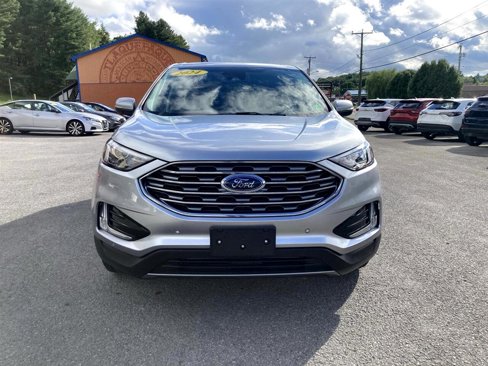 Used 2024 Ford Edge Titanium image 3
