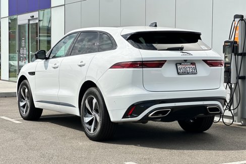 Used 2025 Jaguar F-PACE R-Dynamic S image 3