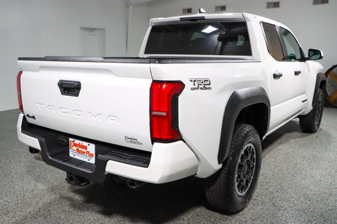 Used 2024 Toyota Tacoma TRD Off-Road image 7