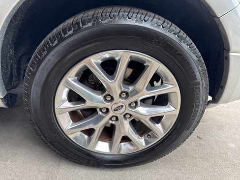 Used 2017 Ford Expedition EL Limited w/ Equipment Group 301A image 32