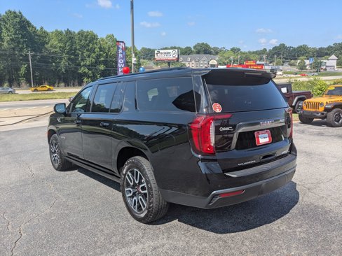 Used 2023 GMC Yukon XL AT4 image 7