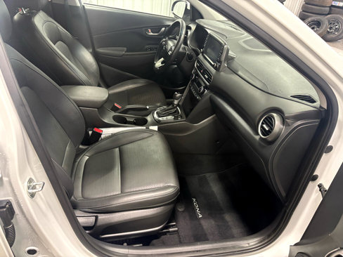 Used 2020 Hyundai Kona Ultimate image 14
