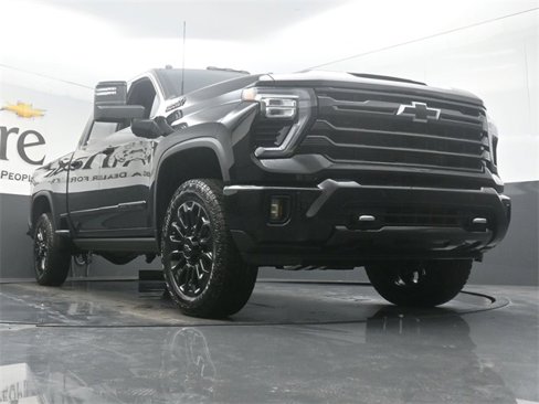 New 2026 Chevrolet Silverado 2500 High Country image 3