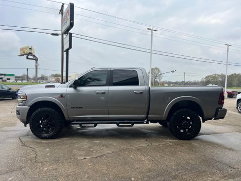 Used 2020 RAM 2500 Laramie w/ Night Edition image 11