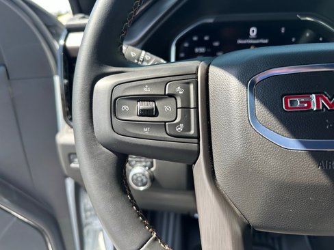 Used 2025 GMC Sierra 3500 AT4 w/ AT4 Premium Plus Package image 14