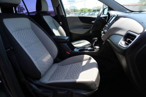 Used 2020 Chevrolet Equinox LS image 9