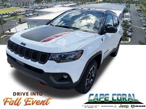 New 2025 Jeep Compass Trailhawk image 1