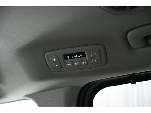 New 2026 Kia Carnival SX image 16