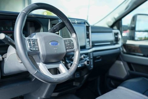 Used 2024 Ford F250 Lariat image 26