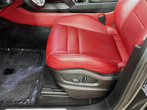 Certified 2023 Porsche Cayenne image 16