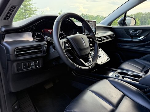 Used 2022 Lincoln Corsair FWD image 19