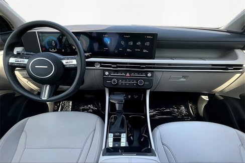 Certified 2025 Hyundai Tucson SE image 16