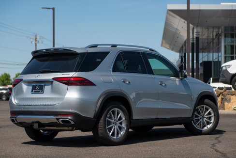 Used 2025 Mercedes-Benz GLE 350 4MATIC image 9