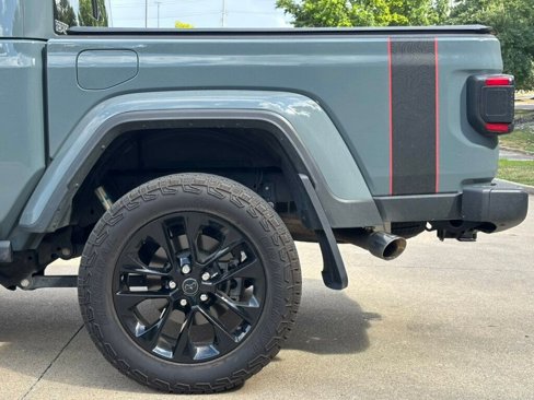 Used 2024 Jeep Gladiator Sport image 35