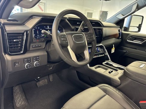 New 2025 GMC Sierra 2500 Denali w/ Denali Reserve Package image 12