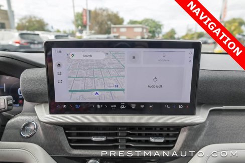 Used 2025 Ford Explorer Platinum w/ Ultimate Package image 8