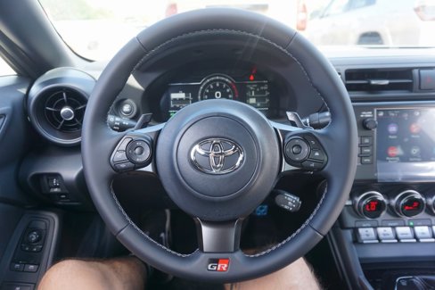 New 2025 Toyota GR86 Premium image 3