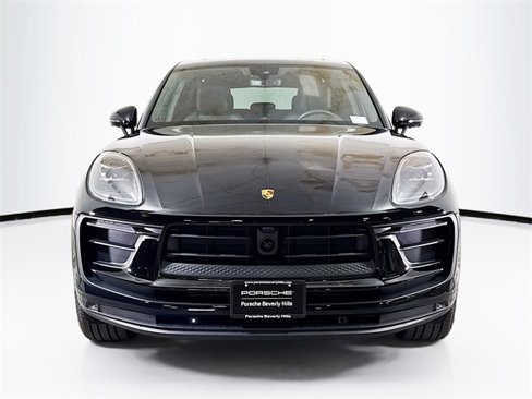 Used 2025 Porsche Macan image 6