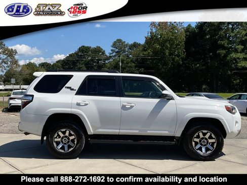 Used 2023 Toyota 4Runner TRD Off-Road image 8