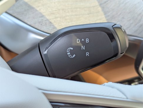 New 2025 Volkswagen ID. Buzz 1st Edition image 16