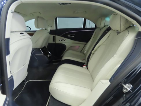 New 2025 Bentley Flying Spur Plug-In Hybrid image 23