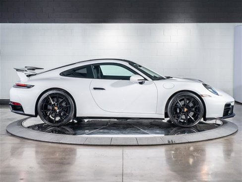 Certified 2025 Porsche 911 Carrera image 8