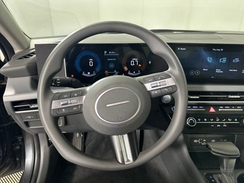 Certified 2025 Hyundai Sonata SE image 33