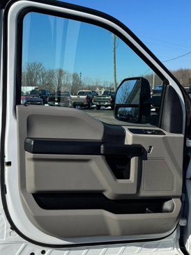 Used 2022 Ford F250 XL w/ Power Equipment Group image 15