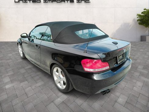 Used 2010 BMW 135i Convertible image 24