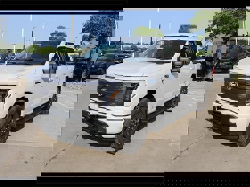 New 2025 Ford F150 Lightning XLT image 2