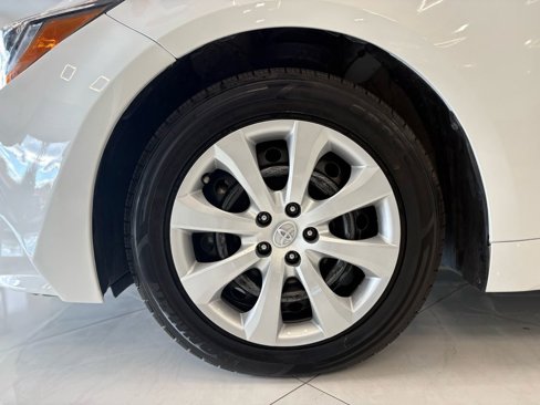 Used 2023 Toyota Corolla LE image 37