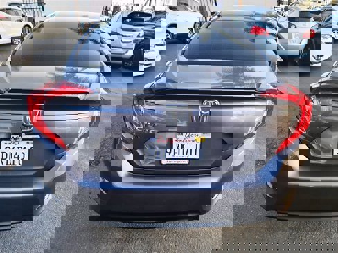 Used 2018 Honda Civic LX image 2
