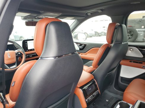 New 2025 Lincoln Aviator Reserve w/ Equipment Group 201A image 25