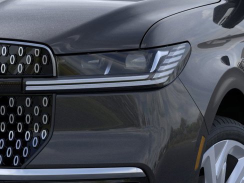New 2025 Lincoln Navigator Reserve image 18