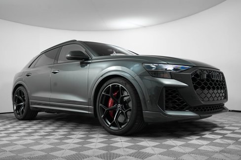 New 2025 Audi RS Q8 performance image 2