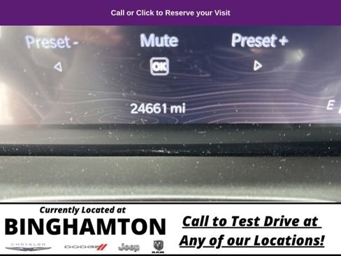 Used 2023 Jeep Grand Cherokee L Limited w/ Black Appearance Package image 18