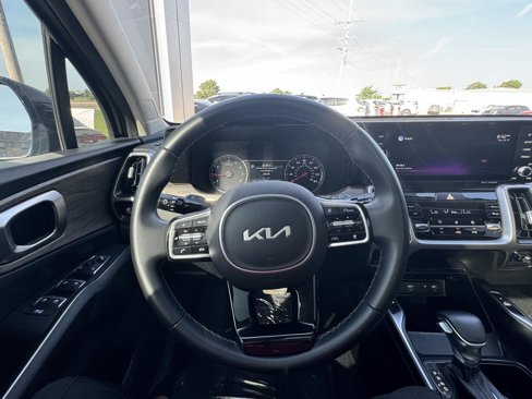 Used 2022 Kia Sorento X-Line EX image 16