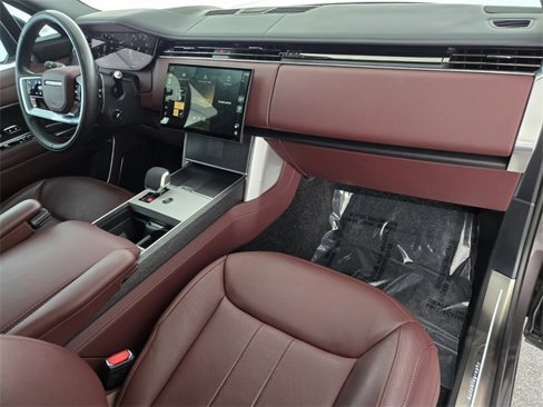 Certified 2024 Land Rover Range Rover Autobiography image 19