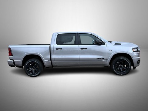 New 2026 RAM 1500 4x4 Crew Cab image 4
