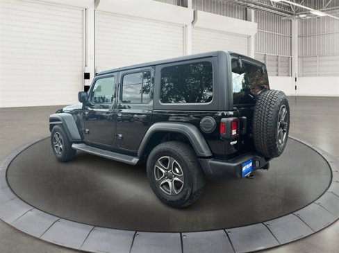 Used 2018 Jeep Wrangler Unlimited Sport S image 2