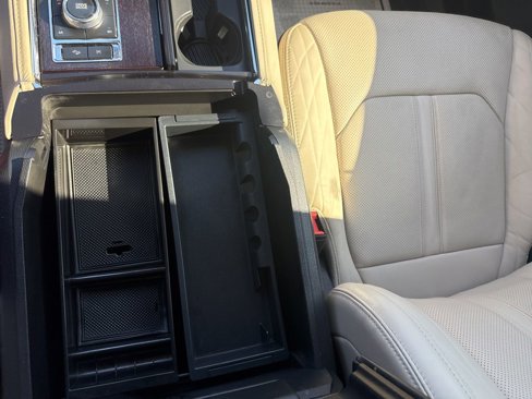 Used 2022 Ford Expedition Max Platinum image 23