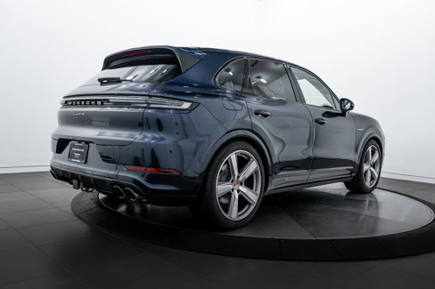 New 2026 Porsche Cayenne E-Hybrid image 7
