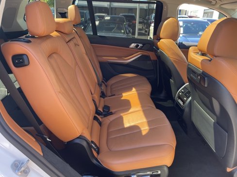 Used 2022 BMW X7 xDrive40i w/ Premium Package image 25