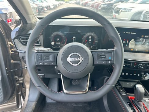New 2025 Nissan Kicks SR image 21