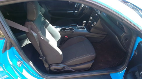 Used 2022 Ford Mustang Coupe image 8