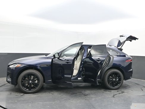 New 2026 Jaguar F-PACE R-Dynamic S image 40