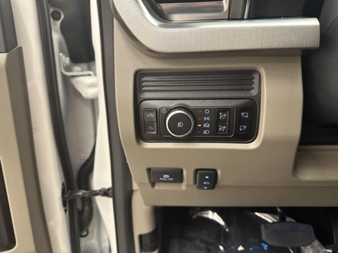 New 2026 Ford F350 Platinum image 47