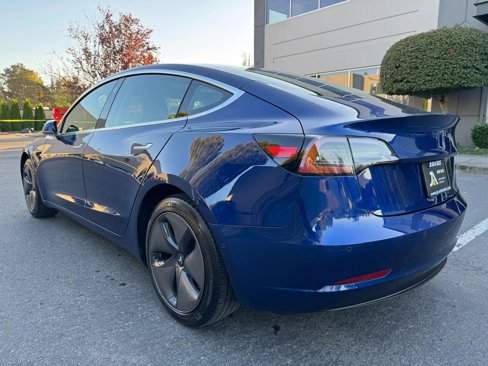 Used 2020 Tesla Model 3 Standard Range Plus image 8