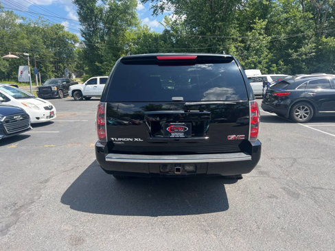 Used 2013 GMC Yukon XL Denali image 6